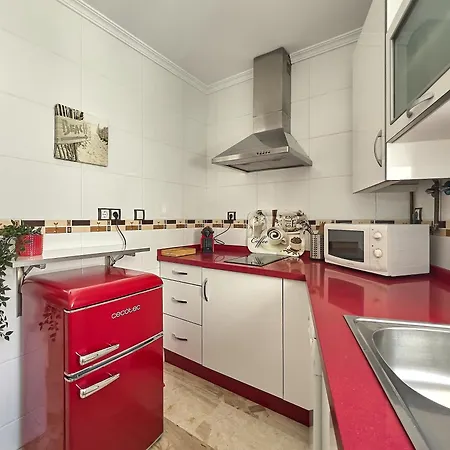 Novena Little Apartament Kadyks